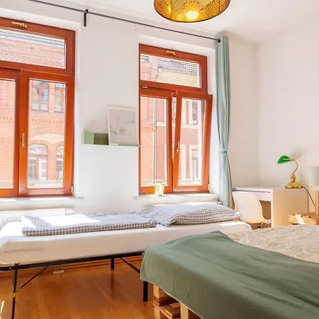 Beliebt Zentrales & Ruhiges Innenstadtapartment *